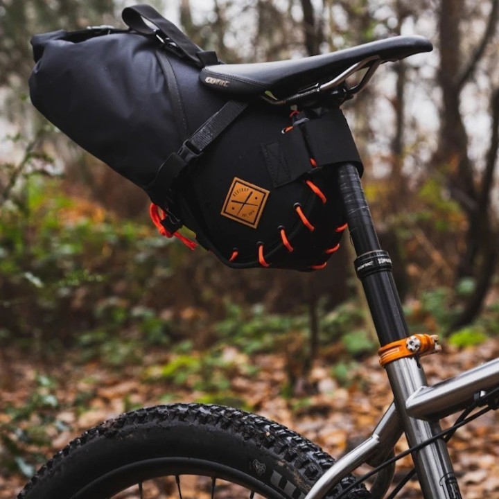Bolsa de sillín Restrap Saddle Bag 8 litros|BOLSAS SILLÍN