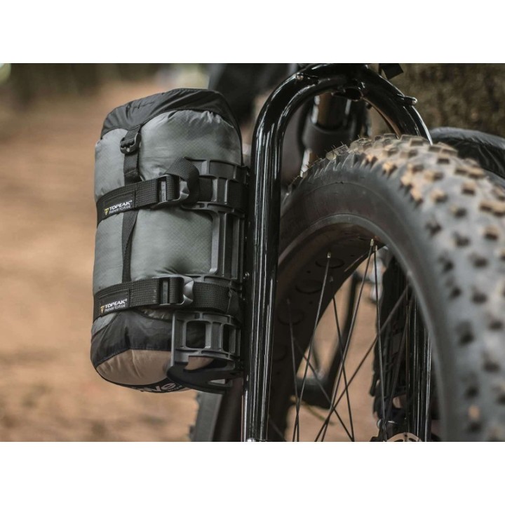 Soporte para bolsa Horquilla Topeak Versacage |bickepaking