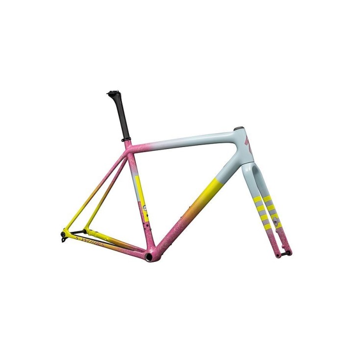 Cadre spécialisé  S-Works Crux Gloss Sea Foam / Rebel Pink Dry Impasto / Ion Metallic / Cast Lilac 2025
