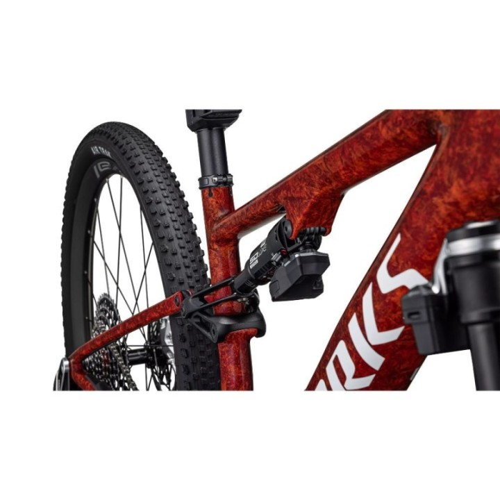 Bicicleta Specialized S-Works Epic 8 Gloss Fiery Red Dry Impasto / Metallic White Silver 2026