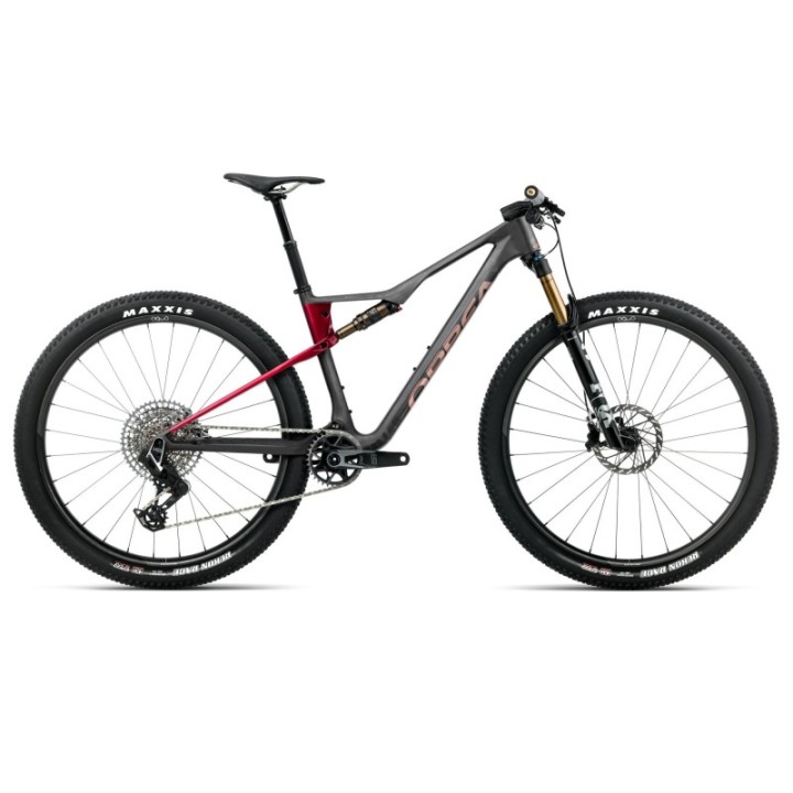 Vélo Orbea OIZ M-TEAM AXS Diamond Carbon View (mat) - Rouge cerise (brillant) 2026