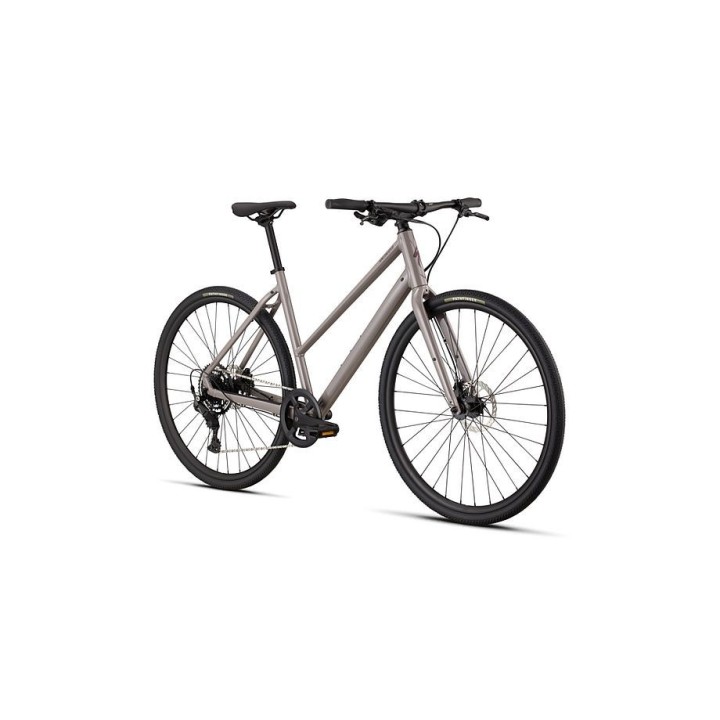 Vélo Specialized Sirrus X 2.0 à cadre ouvert, couleur désert métallisé brillant / bordeaux métallisé givré réfléchissant 2026