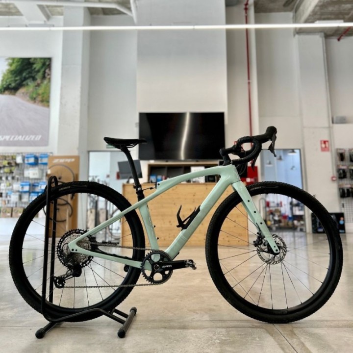 Bicicleta de segunda mano Specialized Diverge STR SW Dove Grey+Eyris Pearl 2024