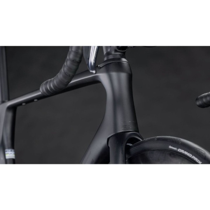 Bicicleta Cube Agree C:62 PRO blackline