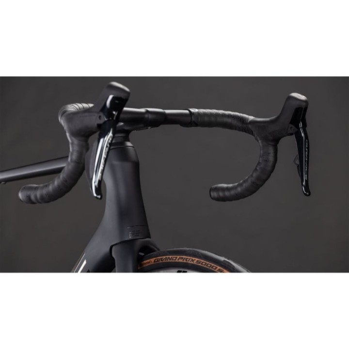 Vélo Cube Agree C:62 SLT black´n´black