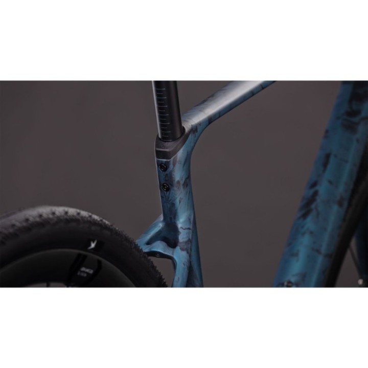 Bicicleta Cube Nuroad C:62 SLT royalgreen´n´fume