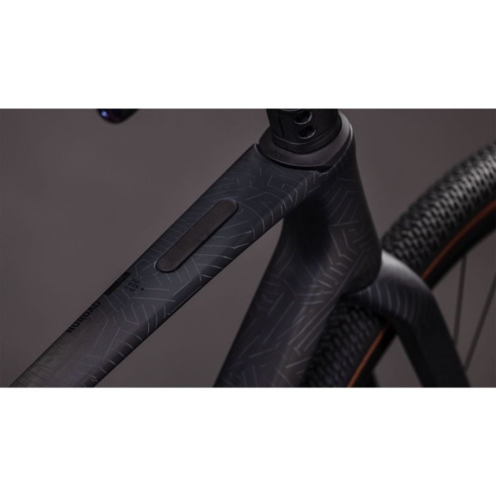 Bicicleta Cube Nuroad C:62 EXC carbon´n´crisscross
