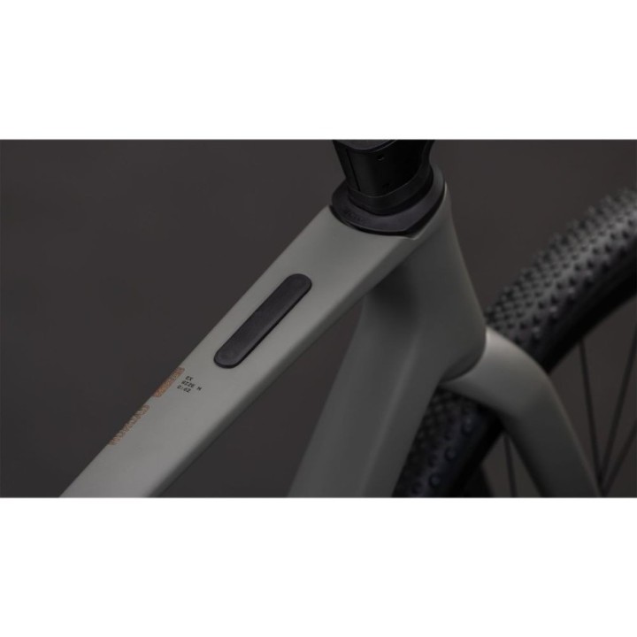 Vélo Cube Nuroad C:62 EX oldgrey´n´prism