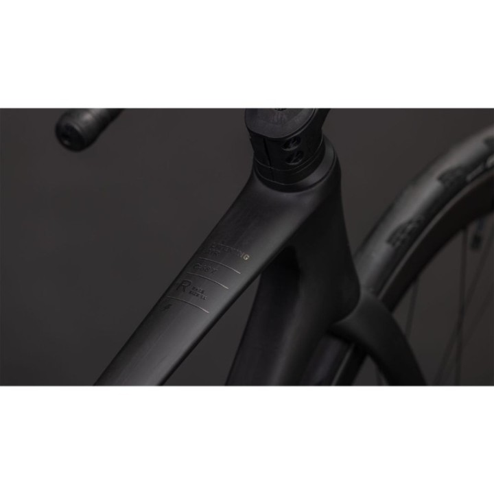 Vélo Cube Litening AIR C:68X RACE blackline 2026