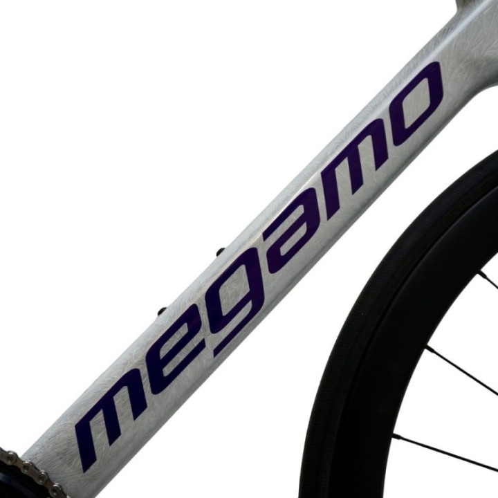 Vélo Megamo Pulse Ultegra Di2 Slr White Ice 2026