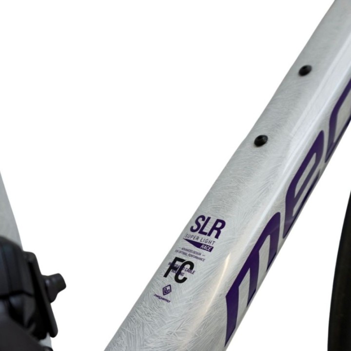 Bicicleta Megamo Pulse Ultegra Di2 Slr White Ice 2026