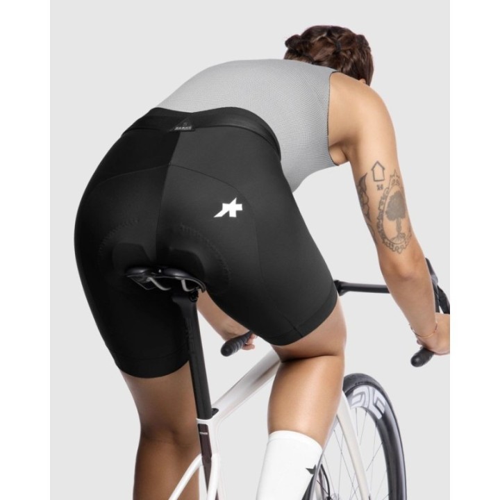 Culote Corto Assos Mujer UMA GT Half S11blackSeries