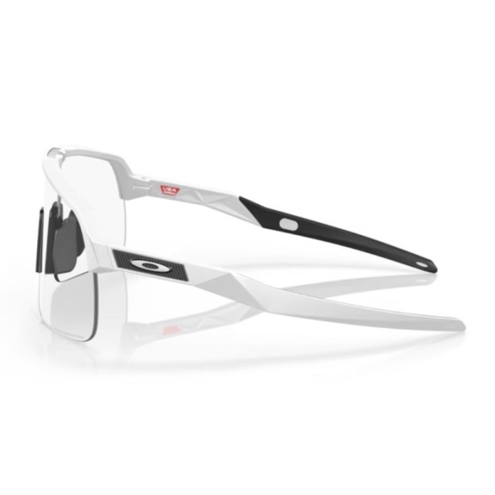 Lunettes photochromiques Oakley Sutro Lite Mate White transparentes
