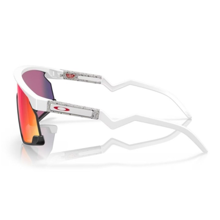 Lunettes Oakley BXTR Verres prizm road/Monture matte white