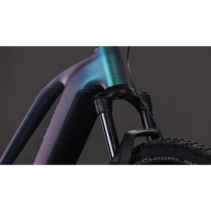 Bicicleta Cube Reaction Hybrid Race 800 polarlight´n´prism