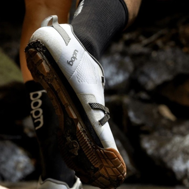 Zapatillas Gravel Udog Distanza Total White